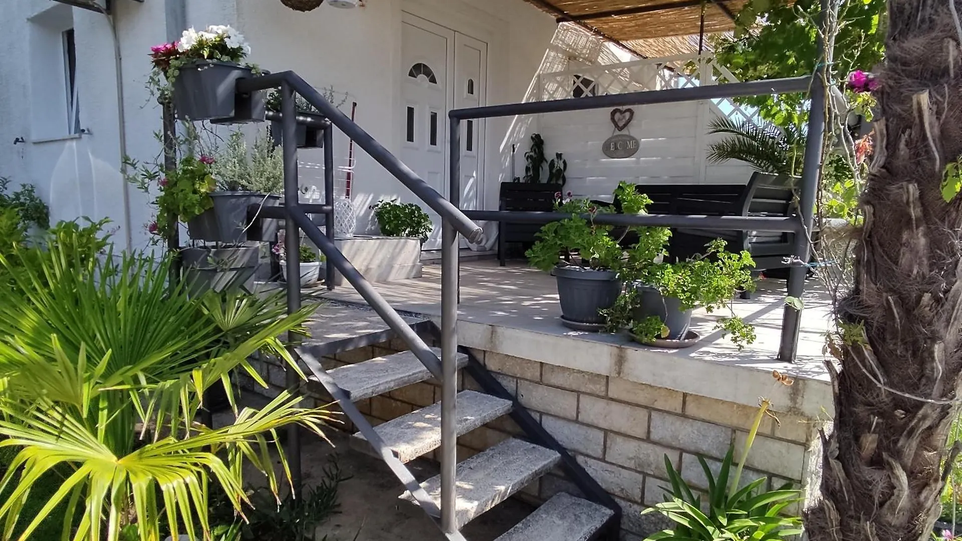 Sun House Apartman Brzac