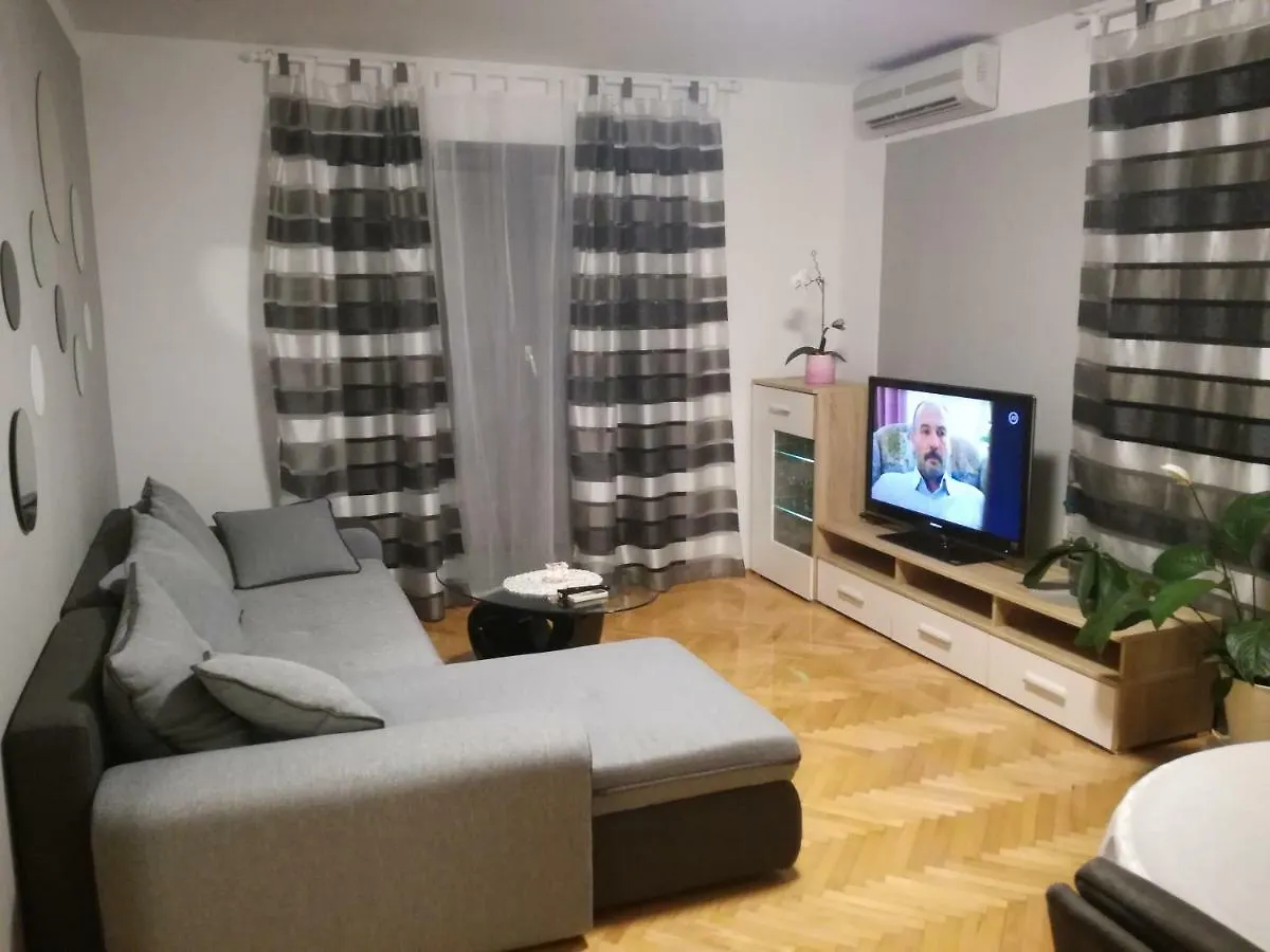 Sun House Apartman Brzac 0*,  Horvátország