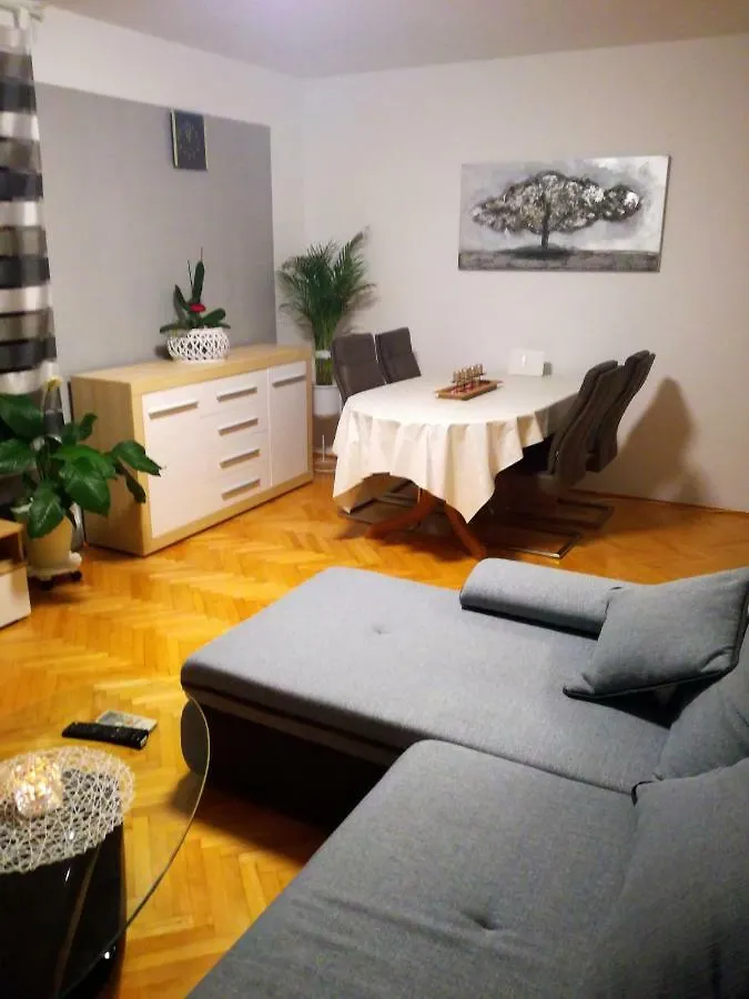 Sun House Apartman Brzac Horvátország